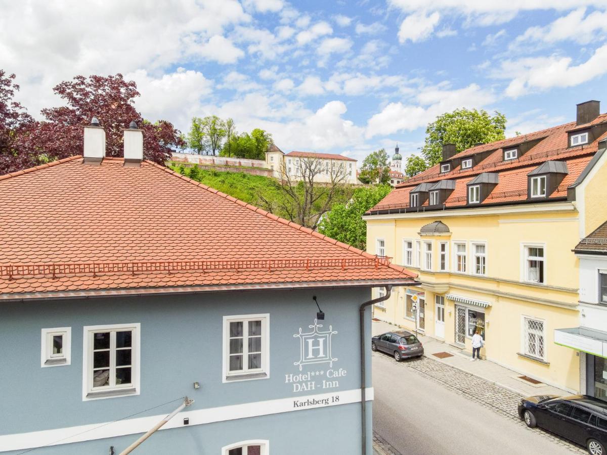Hotel Dah-Inn Дахау Екстериор снимка
